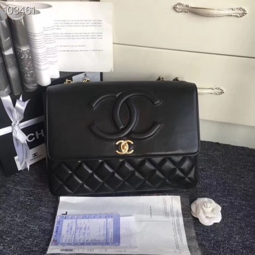 Chanel Schaffell Leder Goldfarbenes Metall A91869 Schwarz