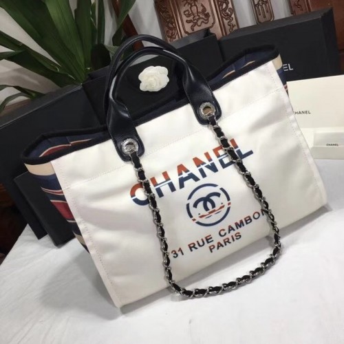 Chanel Einkaufstasche 66941 Weiß