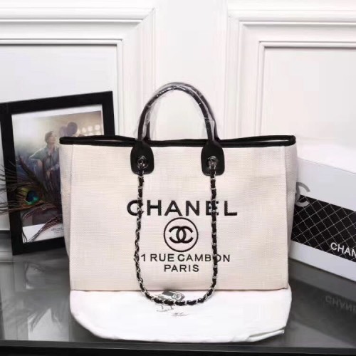 Chanel Einkaufstasche A66941 Weiß