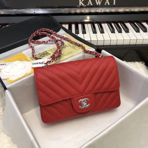 Chanel Small Classic Handtasche Genarbtes Kalbsleder silberfarbenes Metall A69900 rot