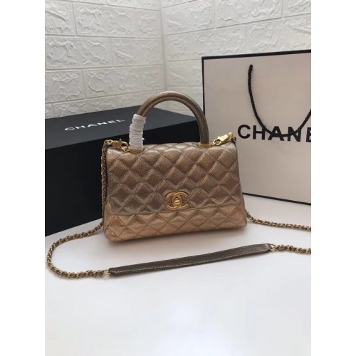 Chanel Kleine Klappentasche mit oberem Griff A92990 Gold