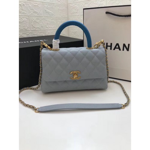 Chanel Small Flap Bag mit Top Handle A92990 hellblau