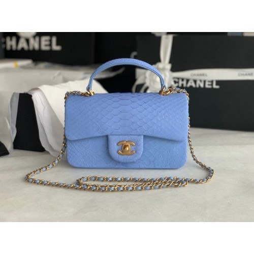 Chanel Mini-Überschlagtasche aus Schlangenhaut mit oberem Griff AS2431 blau