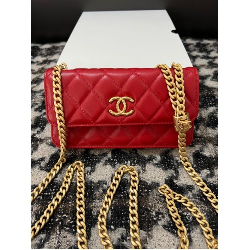 Chanel WALLET ON CHAIN Lammleder Goldfarbenes Metall 68107 rot