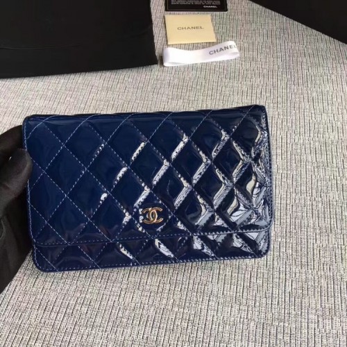 Chanel WOC Flap Bag Lackleder A33814C Dunkelblau