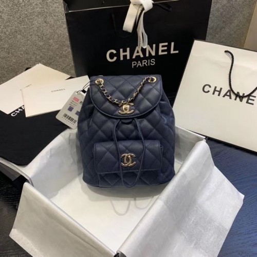 Chanel Rucksack genarbtes Kalbsleder goldfarbenes Metall AS1371 Navy