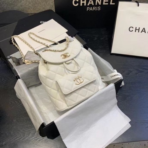 Chanel Rucksack Genarbtes Kalbsleder Goldfarbenes Metall AS1371 Weiß