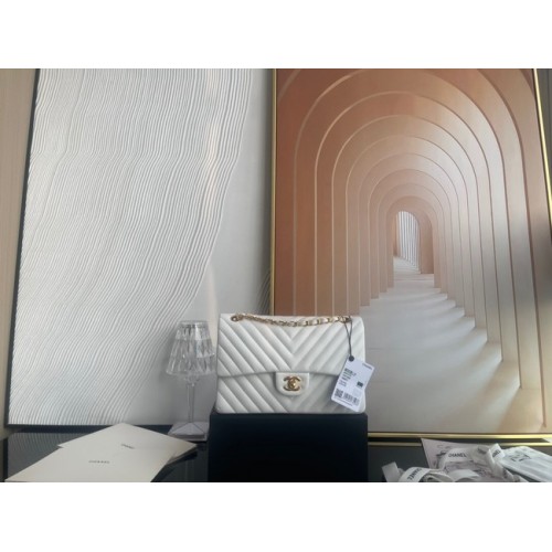 Chanel klassische Handtasche Lammleder gold Metall V01112 weiß