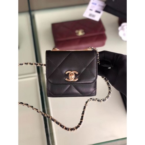 Chanel Überschlagtasche Lammleder Goldfarbenes Metall 3797 schwarz