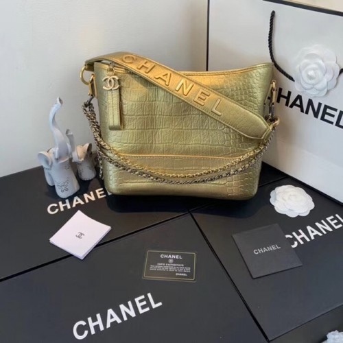 Chanel Gabrielle Hobo-Tasche A93824 Gold