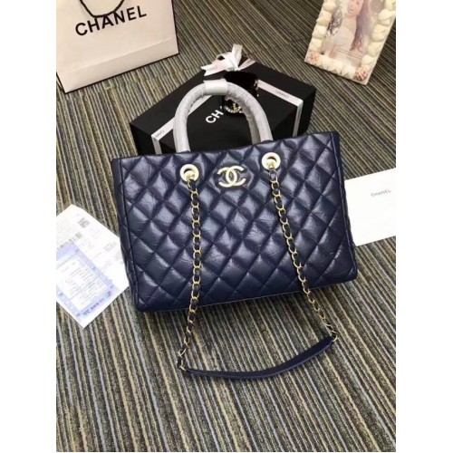Chanel große Einkaufstasche Aged Calfskin Gold-Ton Metal A57974 blau