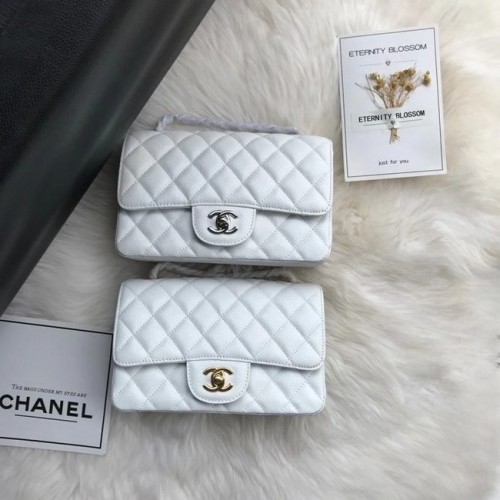 Chanel Mini-Überschlagtasche Genarbtes Kalbsleder A1116 weiß