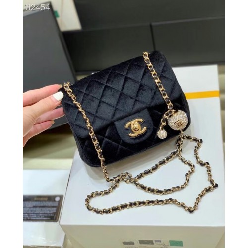 Chanel Mini-Klappentasche mit Samt-Strass-goldfarbenem Metall AS1786 schwarz