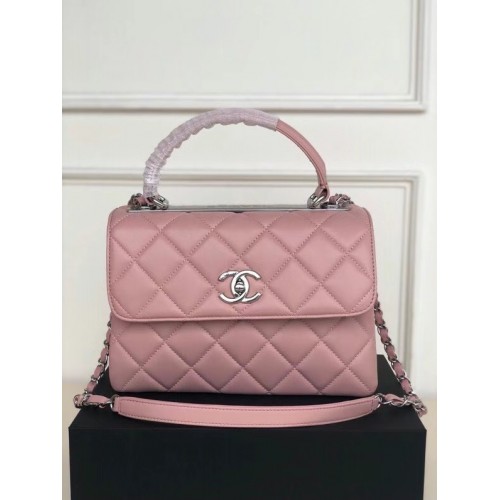 Chanel Original Lammfell-Überschlagtasche AS92236 mit rosa und silberfarbenem Metall