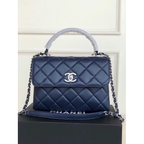 Chanel original Lammleder-Überschlagtasche AS92236, Königsblau und silberfarbenes Metall