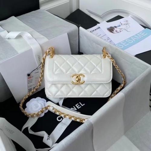 Chanel Small Flap Shoulder Bag Original Leder AS2714 weiß