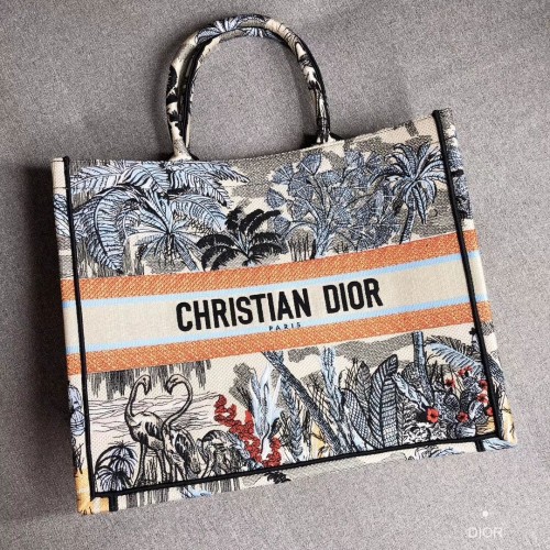 DIOR BOOK TOTE BAG AUS BESTICKTEM CANVAS C1286 Hellgrau