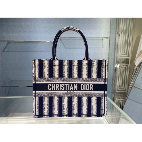 DIOR BOOK TOTE Blaue D-Streifen-Stickerei M1287Z
