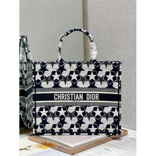 DIOR BOOK TOTE Stickerei C1211L-3 DIOR BOOK TOTE Stickerei C1211L-3
