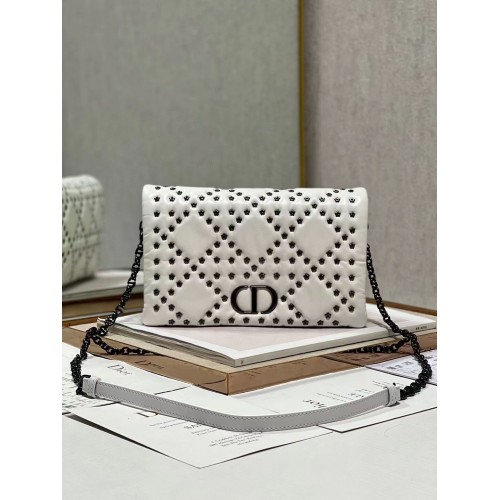 DIOR CARO MACROCANNAGE TASCHE Macrocannage-Kalbsleder mit Sternenmotiv S5135BN weiß