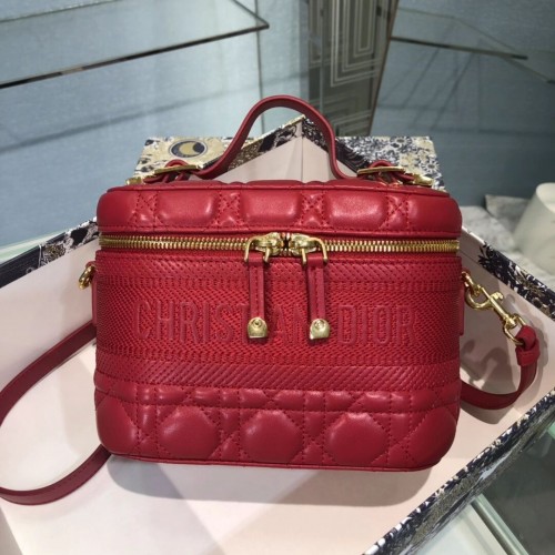 DIOR KLEIN DIORTRAVEL Kosmetikkoffer Cannage Lammleder S5488U rot