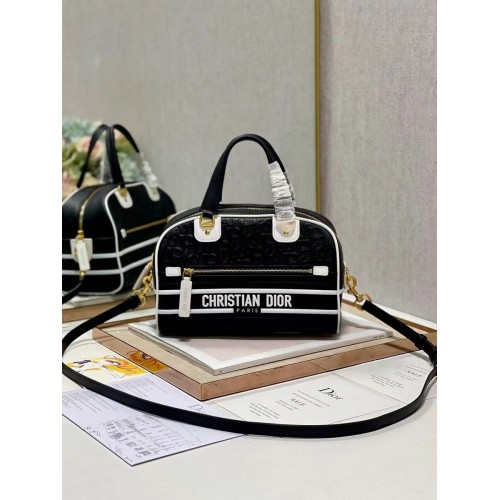 DIOR mittelgroße Tragetasche aus geprägtem Leder A9200 schwarz