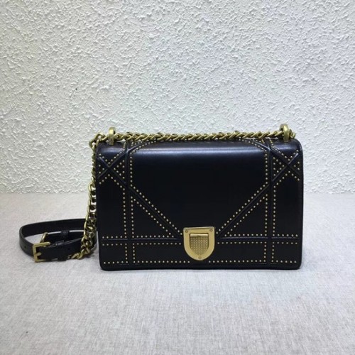 Dior DIORAMA TASCHE LAMMLEDER MIT NIETEN M0422 schwarz