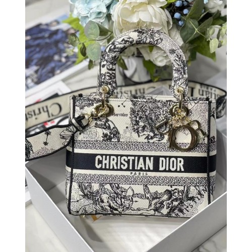 Dior MITTLERE LADY D-LITE TASCHE Bestickt M0565-15