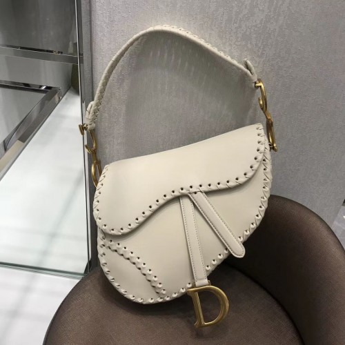 Dior MINI-SATTELTASCHE AUS SCHWARZEM KALBSLEDER M0447 weiß