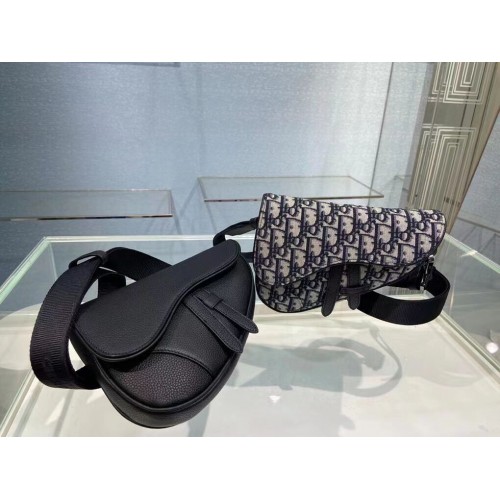 Dior SATTELGURTTASCHE Schwarz genarbtes Kalbsleder C2109
