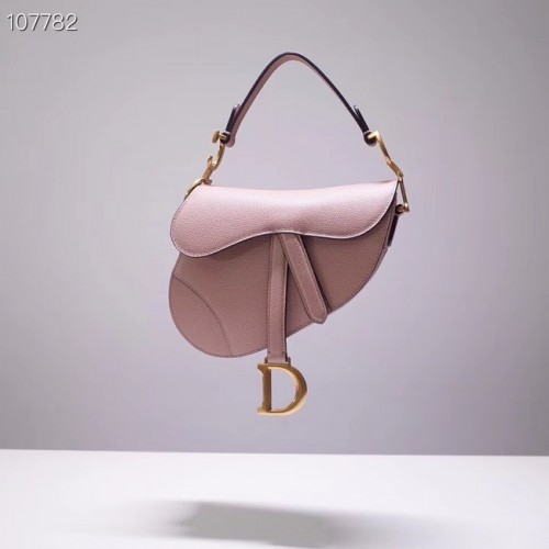 Dior SADDLE-TAS VAN KALFSLEER M0446C hellrosa