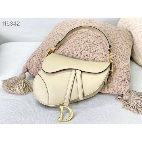 Dior SADDLE-TAS VAN KALFSLEER M0446CW Creme Dior SADDLE-TAS VAN KALFSLEER M0446CW Creme