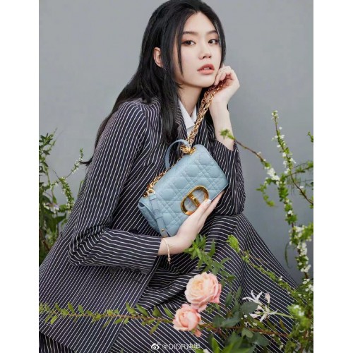 Dior KLEINE DIOR CARO TASCHE Weiches Cannage-Kalbsleder M9241 Himmelblau