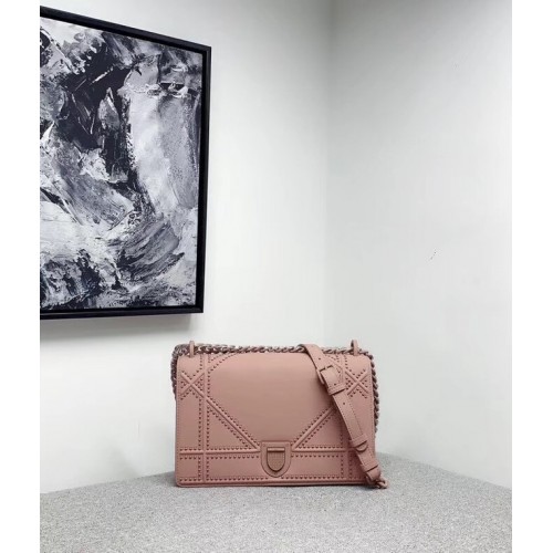 Dior ULTRAMATTE DIORAMA-TAS M0422S rosa