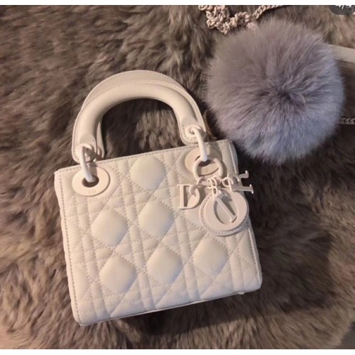Dior ULTRAMATTE LADY DIOR-TAS M0505O weiß
