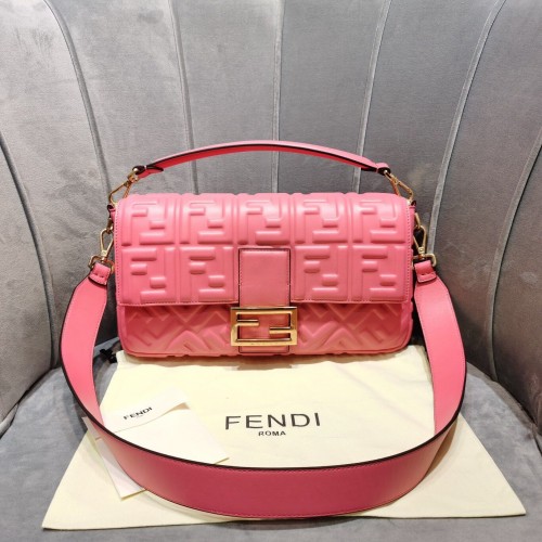 FENDI BAGUETTE Umhängetasche 8BS017 rosa