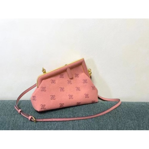FENDI FIRST KLEINE Flanelltasche mit Stickerei 8BP129A PINK