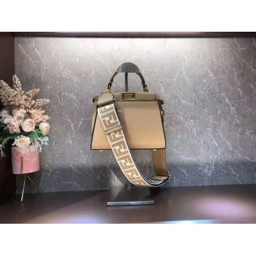 FENDI PEEKABOO ISEEU KLEINE Ledertasche F1615 apricot