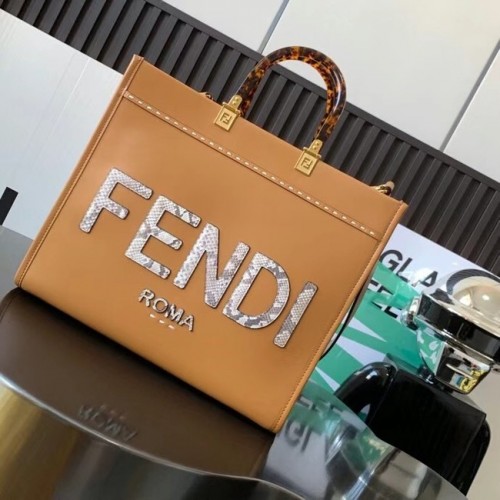 FENDI SUNSHINE MEDIUM Shopper aus Leder und Elaphe 8BH386A braun
