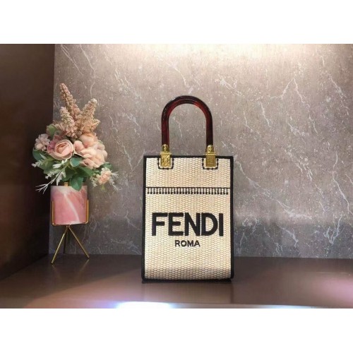 FENDI SUNSHINE SHOPPER Mittelgroße Tasche aus geflochtenem Stroh F1620 beige