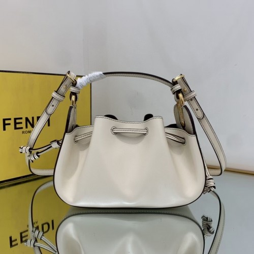 FENDI TOUCH Ledertasche 8BS059 weiß