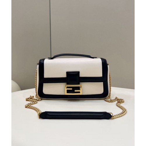 Fendi Baguette Lammfell Tasche 8BR6550 Creme schwarz
