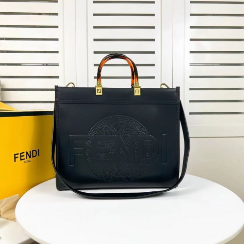 Fendi Sunshine Medium Fendace Bedruckter Shopper aus schwarzem Leder Logo F0873 schwarz