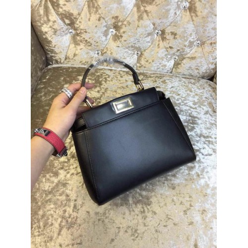 Fendi Mini Peekaboo Bag Kalbsleder 30320 Schwarz