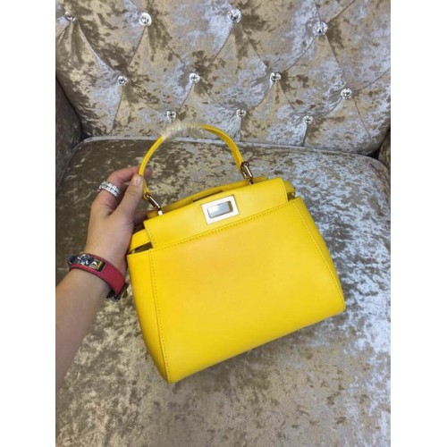 Fendi Mini Peekaboo Bag Kalbsleder 30320 Gelb