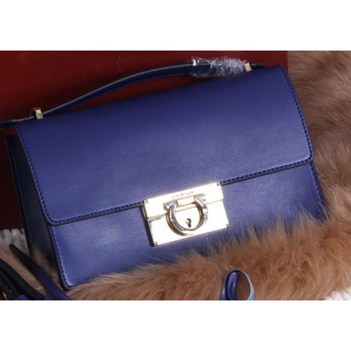 Ferragamo Mittelgroße Schultertasche aus Kalbsleder SF099 Royal
