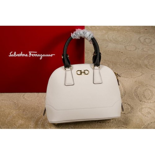 Ferragamo Medium Double Gancio Tragetasche 21E703 Weiß
