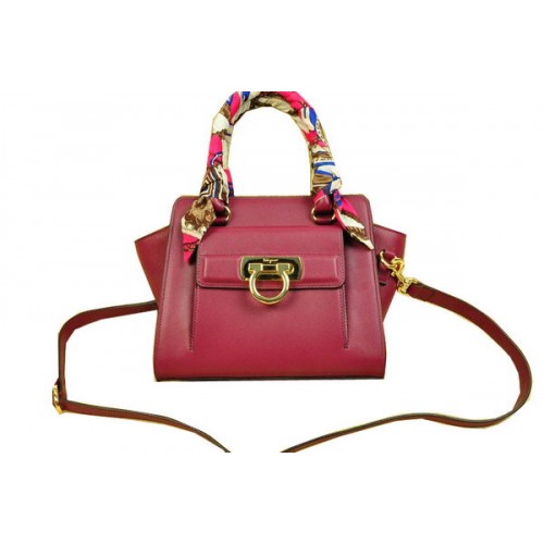 Ferragamo Schultertasche aus weichem Kalbsleder SF8815 Burgund