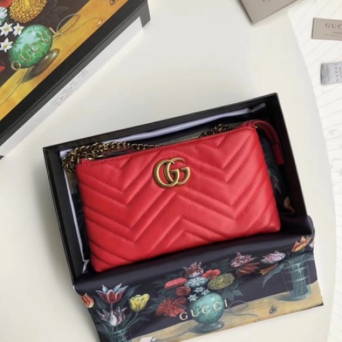 Gucci GG Marmont Mini-Kettentasche 443447 Rot
