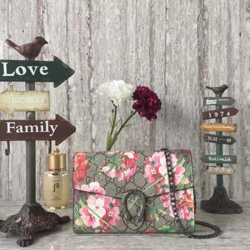 Gucci Dionysus GG Supreme Canvas Umhängetasche 409340 Rot